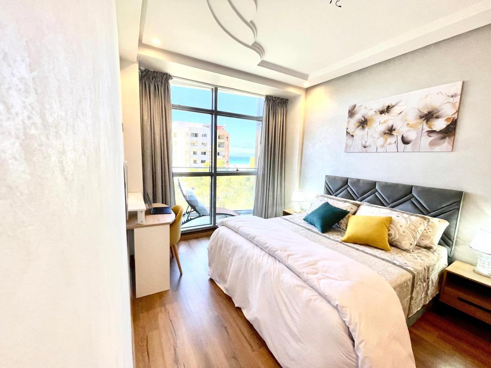 Modern Elegance With Sea Views In Central Tangier - Steps To Beach, Train And Attractions! Ngoại thất bức ảnh
