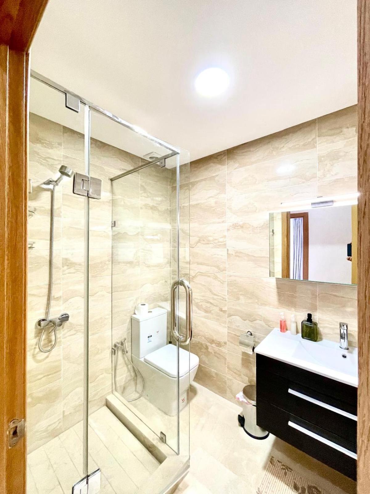 Modern Elegance With Sea Views In Central Tangier - Steps To Beach, Train And Attractions! Ngoại thất bức ảnh
