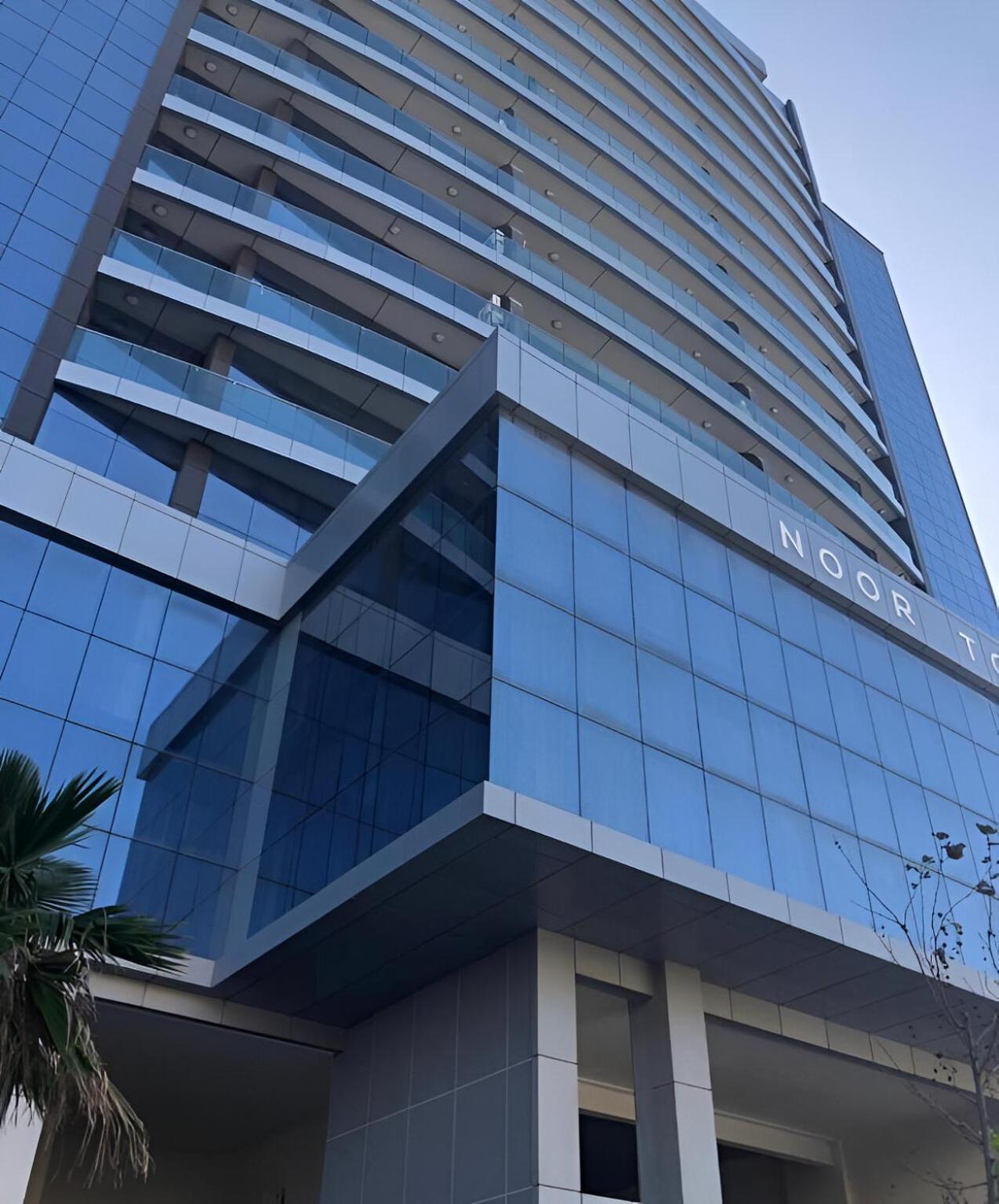 Modern Elegance With Sea Views In Central Tangier - Steps To Beach, Train And Attractions! Ngoại thất bức ảnh